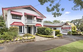 Whiteoaks Motel & Lodges